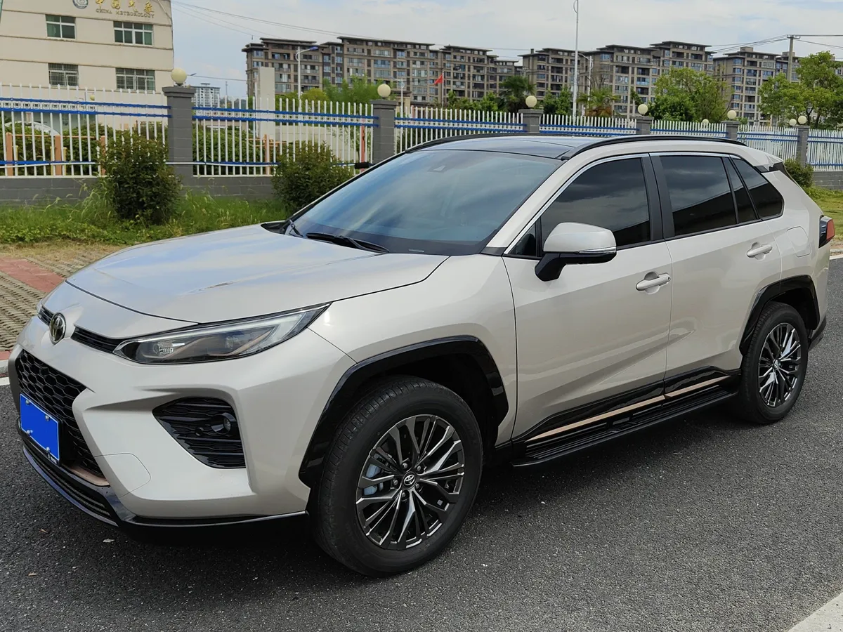 Toyota RAV4 side step
