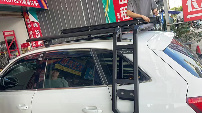 Installation of Audi Q5 side ladder and sunshade awning